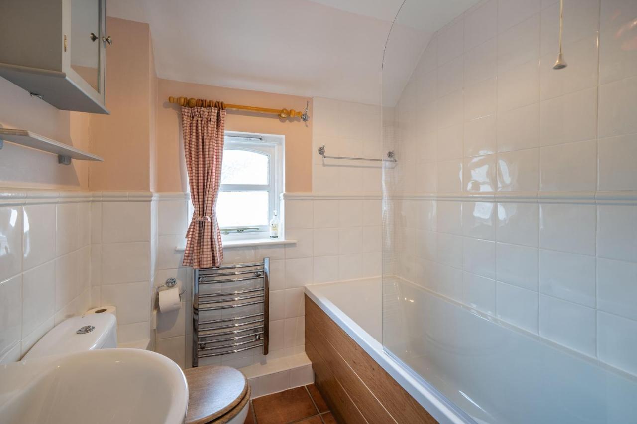 Amber Cottage Holker Exterior photo